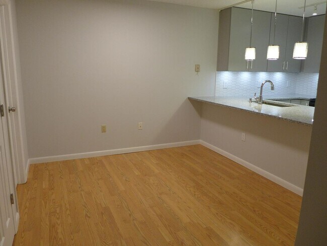 Foto del edificio - 2708 12th Ct