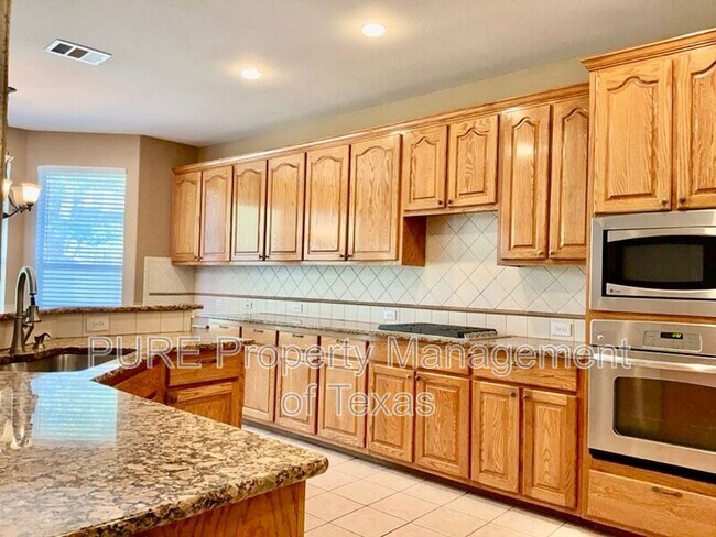 Foto del edificio - 2518 Vestavia Ridge Ln