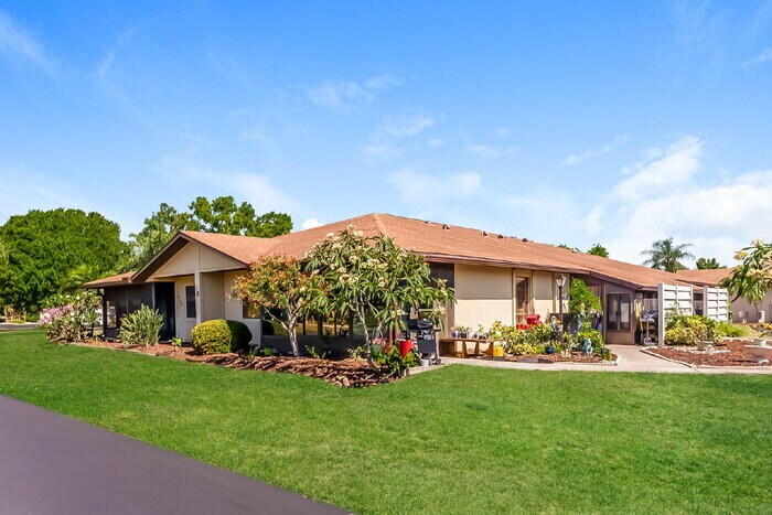 Fully furnished 2BR/2BA villa in Heritage Village West — $1,900/month - Fully furnished 2BR/2BA villa in Heritage Village West — $1,900/month