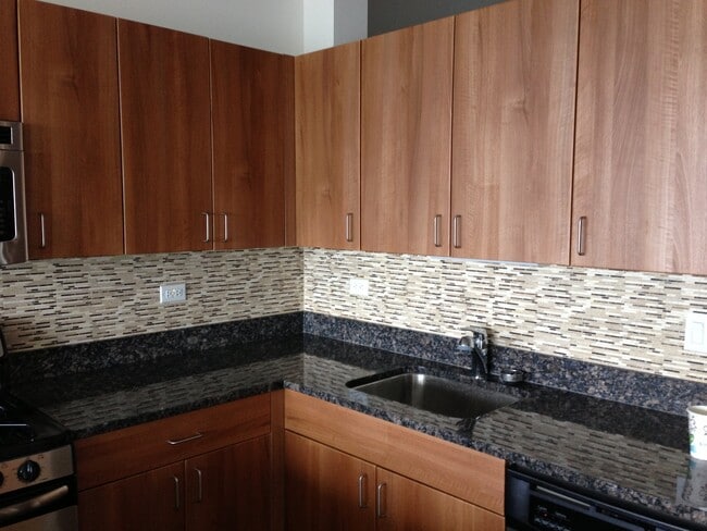 Foto del edificio - 235 W Van Buren St