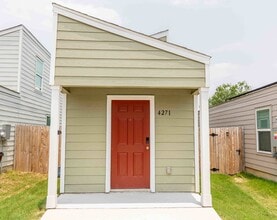 Building Photo - 4271 Thalweg Way
