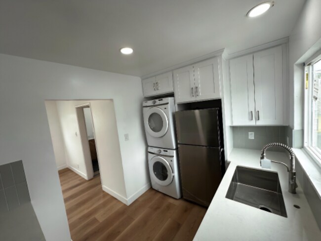 Foto del edificio - 780 Junipero Ave