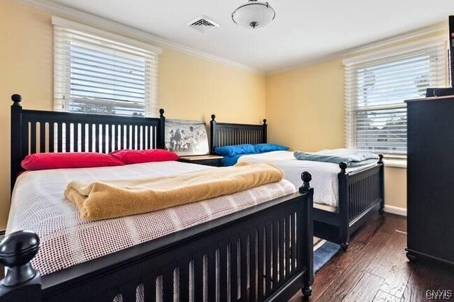 Building Photo - 1509 Park Ave