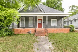 Building Photo - 1371 Ross St