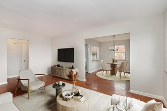 Building Photo - 1607 Asmann Ave