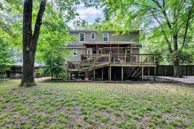Foto del edificio - 5501 Heath Row Dr