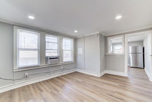 Foto del edificio - 702 S Trenton Ave
