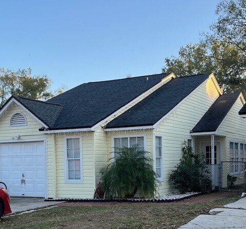 Photo - 23130 Dover Dr House