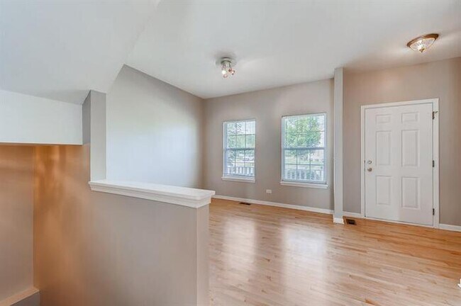 Foto del edificio - 31563 North Borre Dr., Lakemoor, IL, 60044