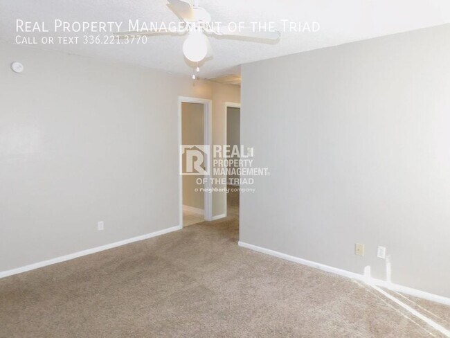 Building Photo - 2BD/1BA Apartment in Convenient Location w...