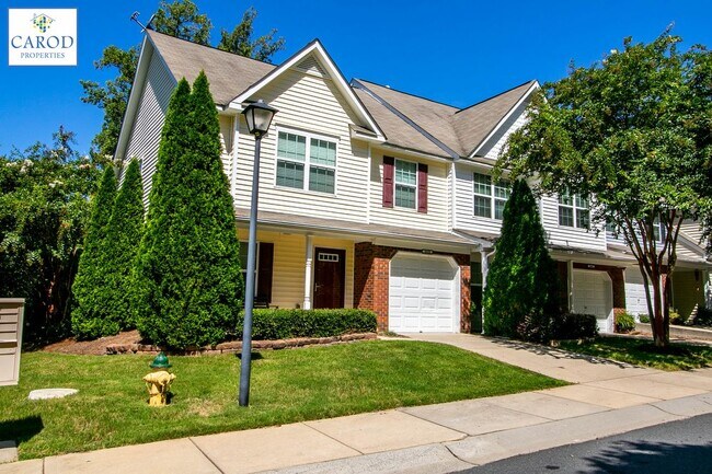 Building Photo - Master Down TownHome Near Concord Mills