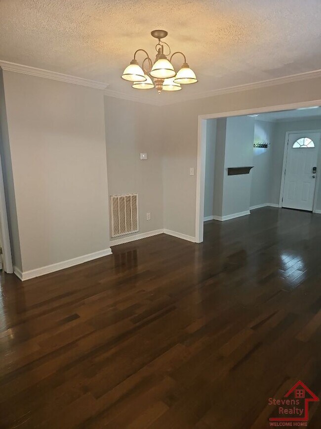 Foto del edificio - 2412 Chapel Ave