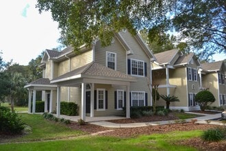 Building Photo - 10000 SW 52nd Ave