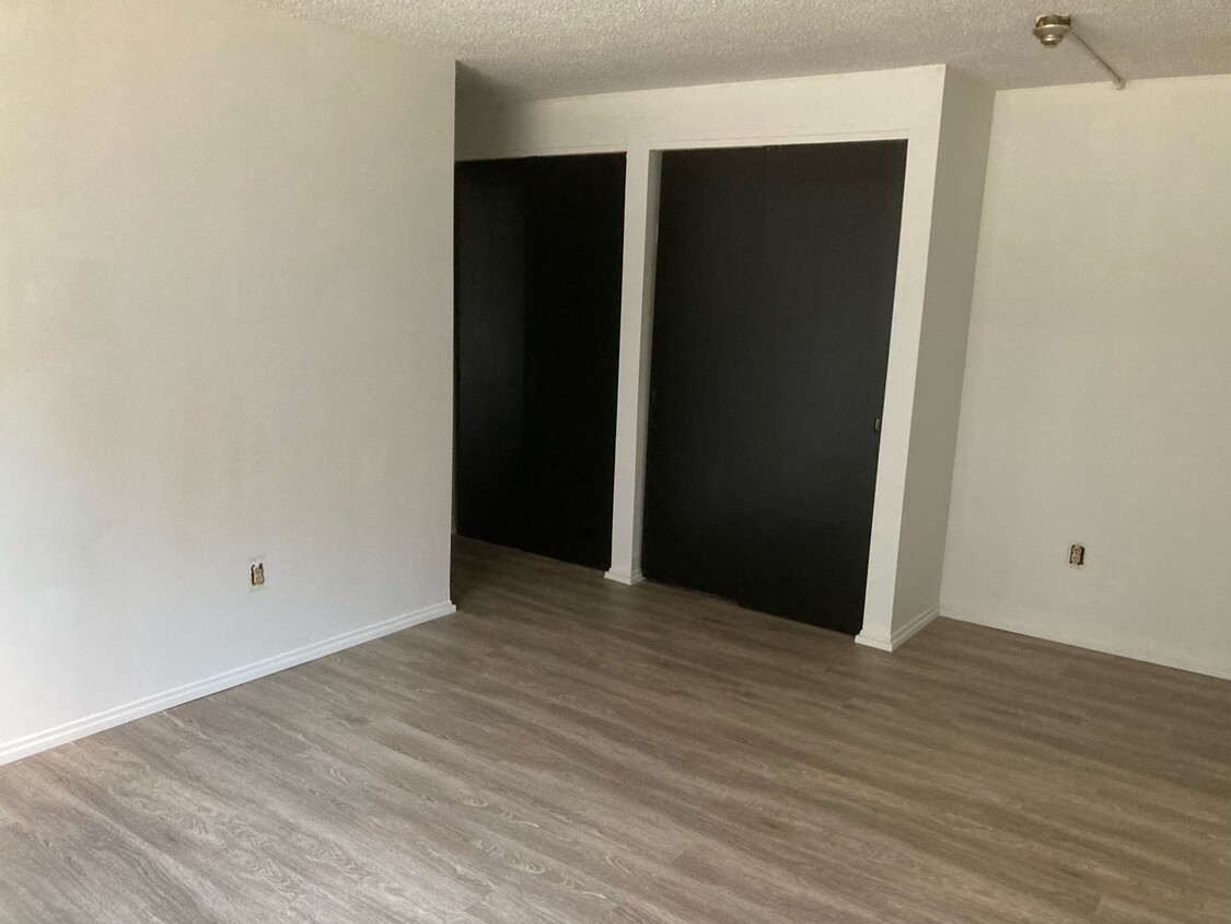 Primary Photo - Beautiful 1 bedroom unit