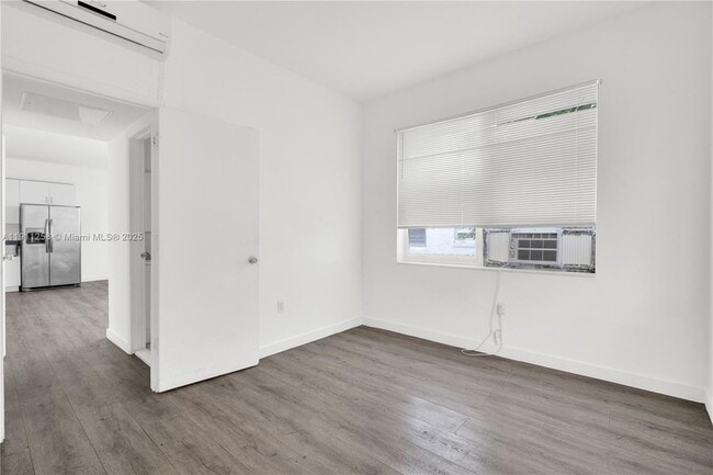 Foto del edificio - 402 NW 12th Ave