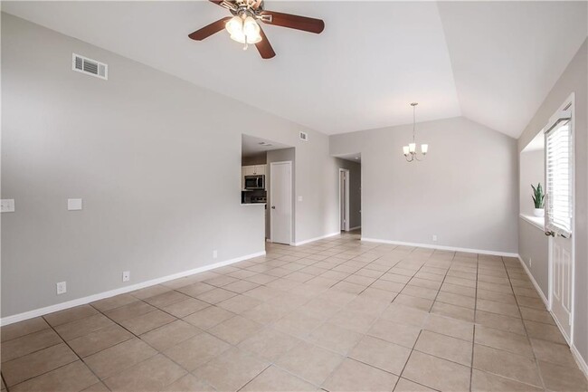 Building Photo - 11523 Kempwood Dr
