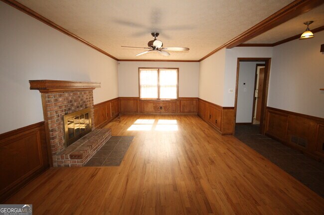 Foto del edificio - 4768 Tarleton Dr SW