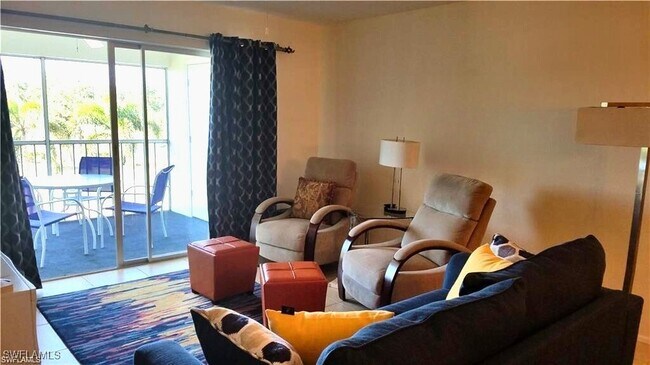 Foto del edificio - 1075 Foxfire Ln