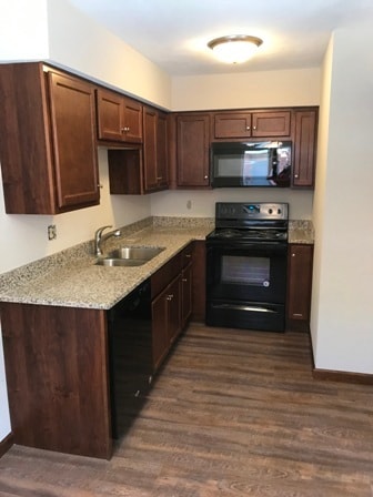 Foto del edificio - 2115 N Center St