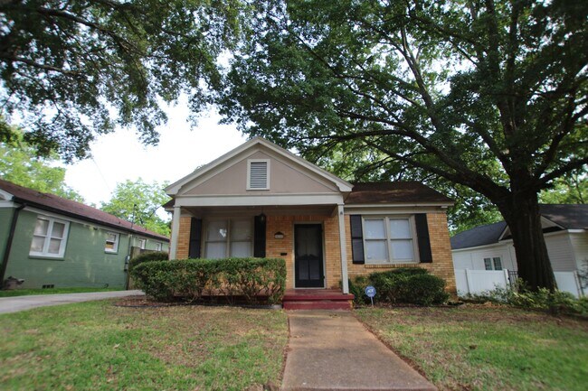 Foto del edificio - Lease Take Over! 3 Bedroom, 1.5 Bath Home ...