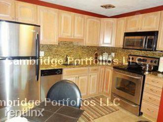 Primary Photo - 2 Colonial Village Dr