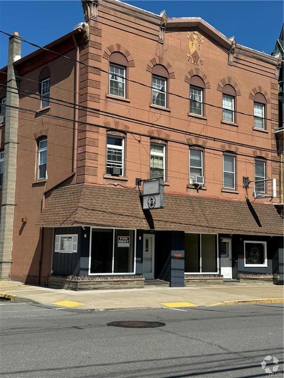 Building Photo - 1 E Main St