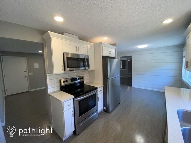 Building Photo - 10920 116Th Street E, Puyallup, WA, 98374