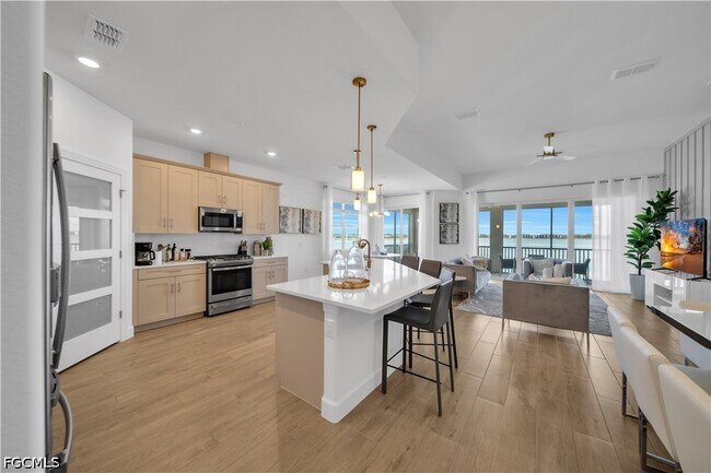 Building Photo - 16578 Ridgeview Cir