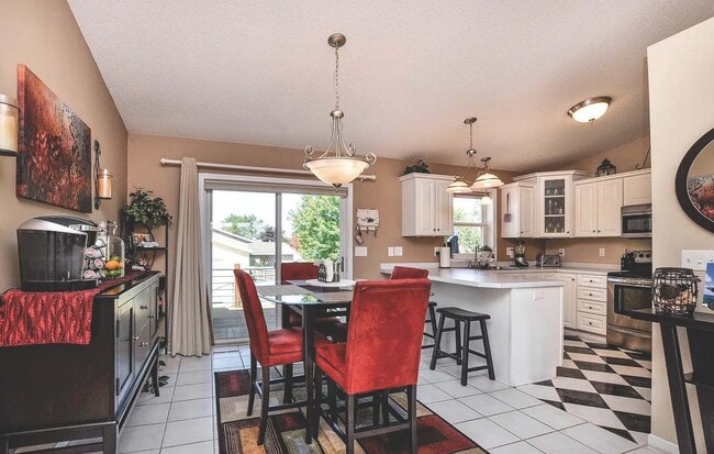Building Photo - 4831 Opal Ln NW