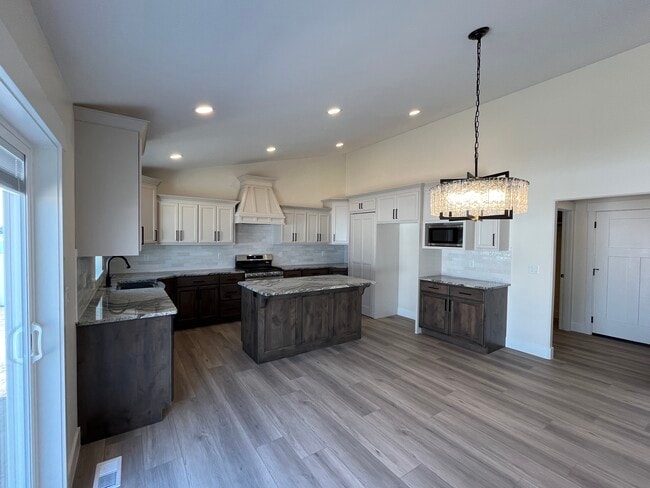 Building Photo - 184 Galena Smt Dr