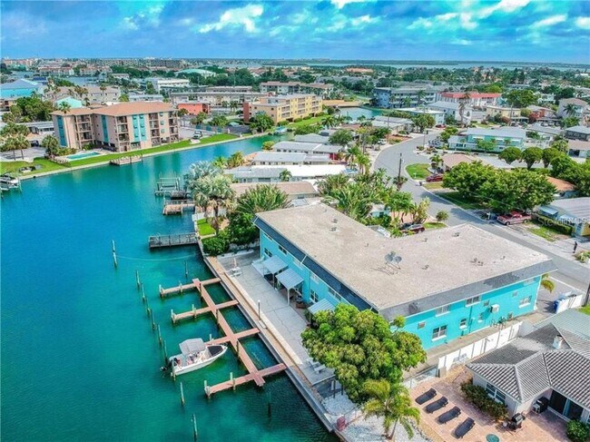 Foto del edificio - 11440 1st St E