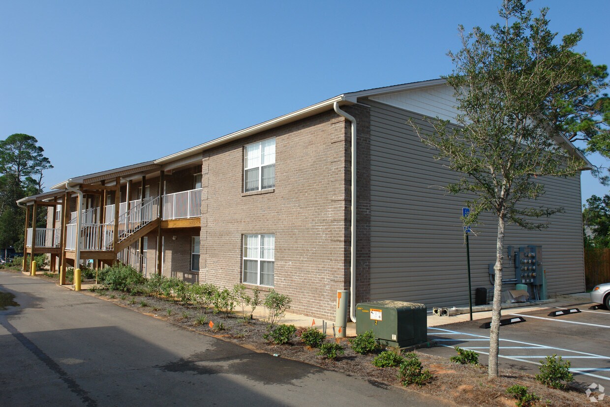 57 Robys Dr, Mary Esther, FL 32569 Apartments in Mary Esther, FL