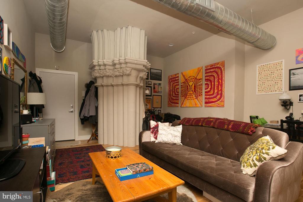 Foto principal - 2701 W Girard Ave