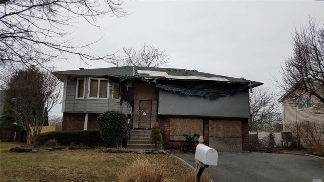 Building Photo - 206 Connetquot Rd