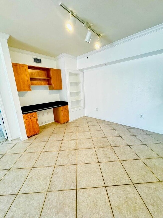 Foto del edificio - 6458 Emerald Dunes Dr
