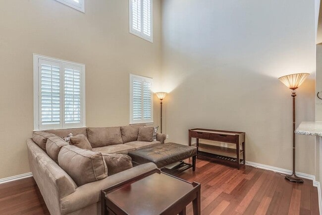 Building Photo - 2635 Durango Ridge Dr