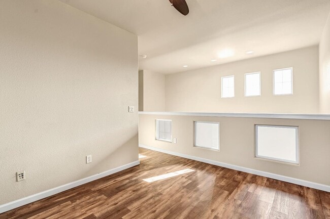 Building Photo - 5629 N Citrus Ln