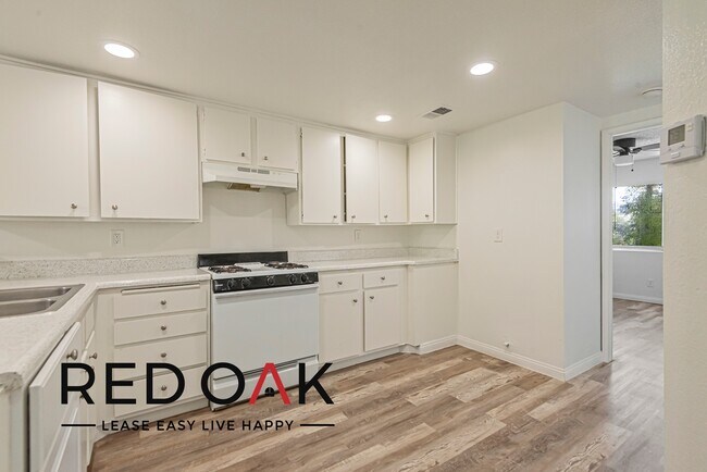 Foto del edificio - 1215 D St