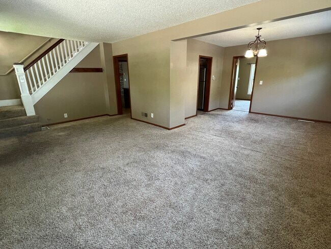 Foto del edificio - 136 14th St NE