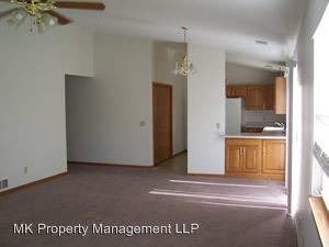 Building Photo - 126 Kopp Dr