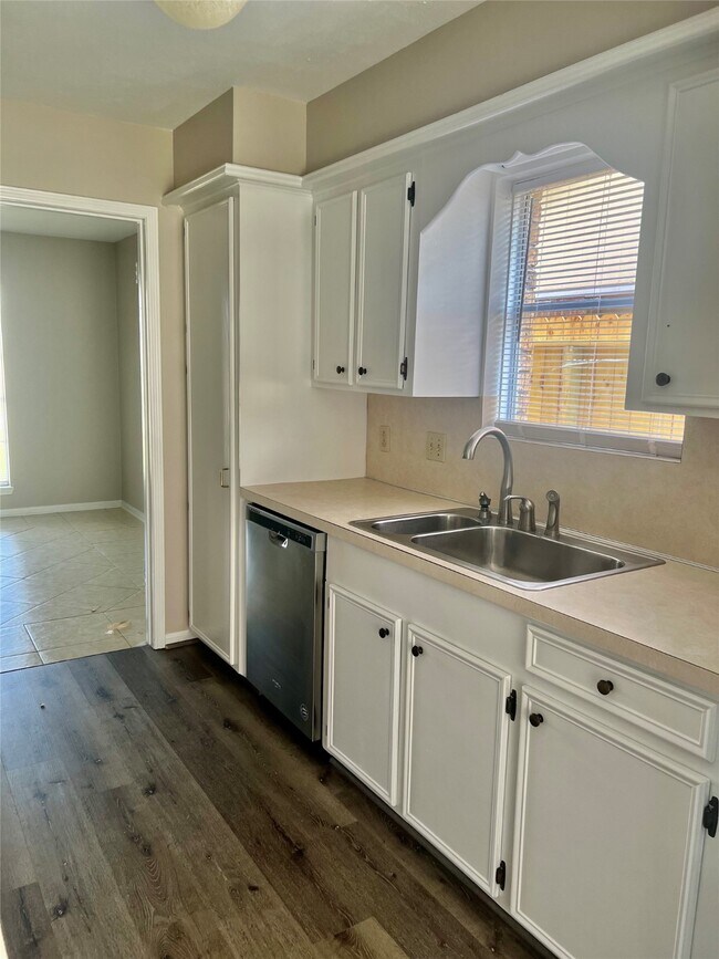 Foto del edificio - 3318 Bliss Meadows Dr