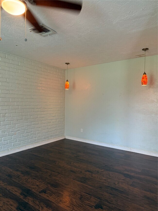 Building Photo - 7425 Cook Rd