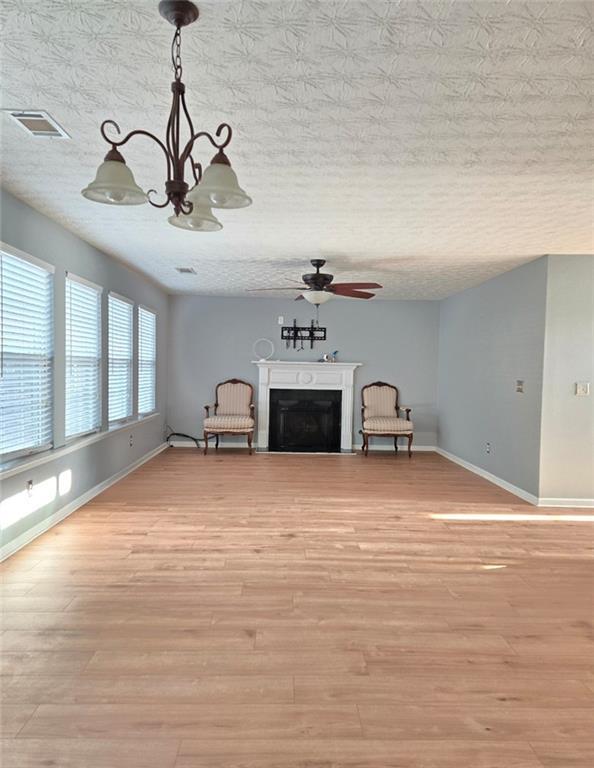 Foto del edificio - 728 Roxholly Ln NE