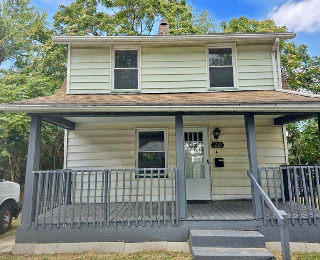 Building Photo - 1219 Barton Pl NE