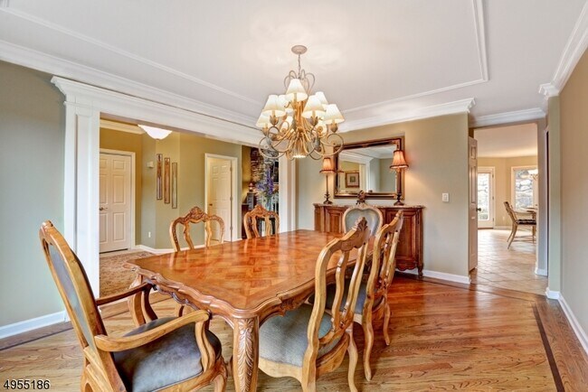 Building Photo - 17 Cypress Ln