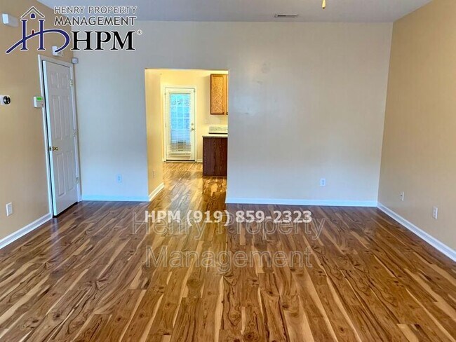 Foto del edificio - 132 Anterbury Dr