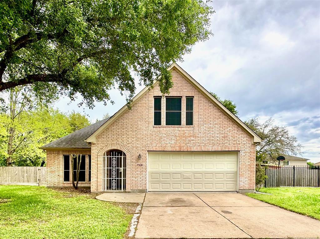 Primary Photo - 706 Shiremeadow Dr