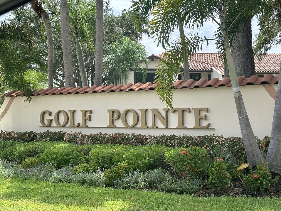 Foto principal - Golf Pointe at Palm-Aire Country Club