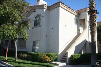 Building Photo - 6480 Annie Oakley Dr