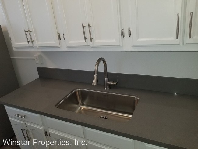 Foto del edificio - 1317 Fedora St